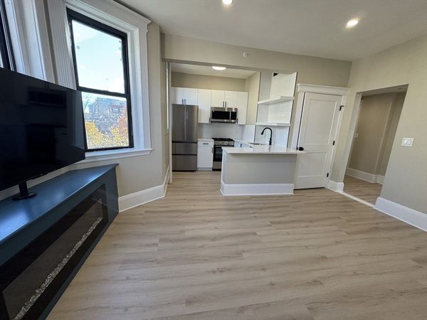41 Edgerly Rd, Unit 52, Boston, MA 02115