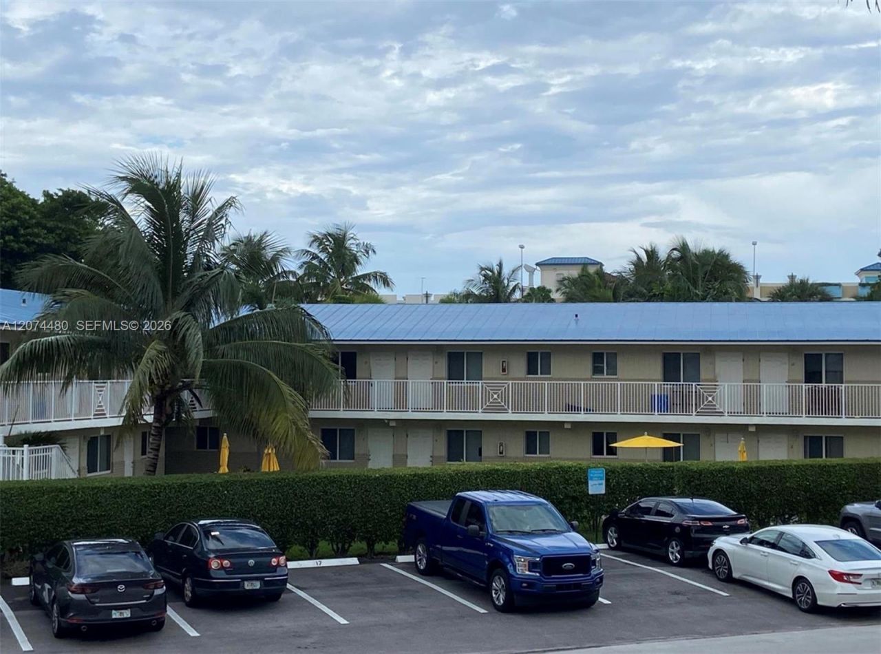 110 NE 19th Ave , Unit 12A, Deerfield Beach, FL 33441 Photo
