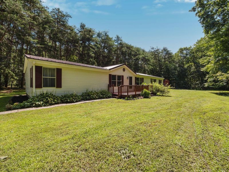 1725 Jackson Township Road 333 SE, Junction City, OH 43748 Photo 4
