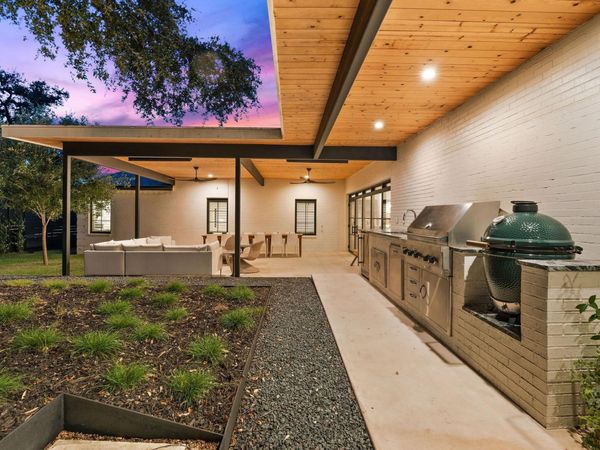 5823 Trailridge DR, Austin, TX 78731