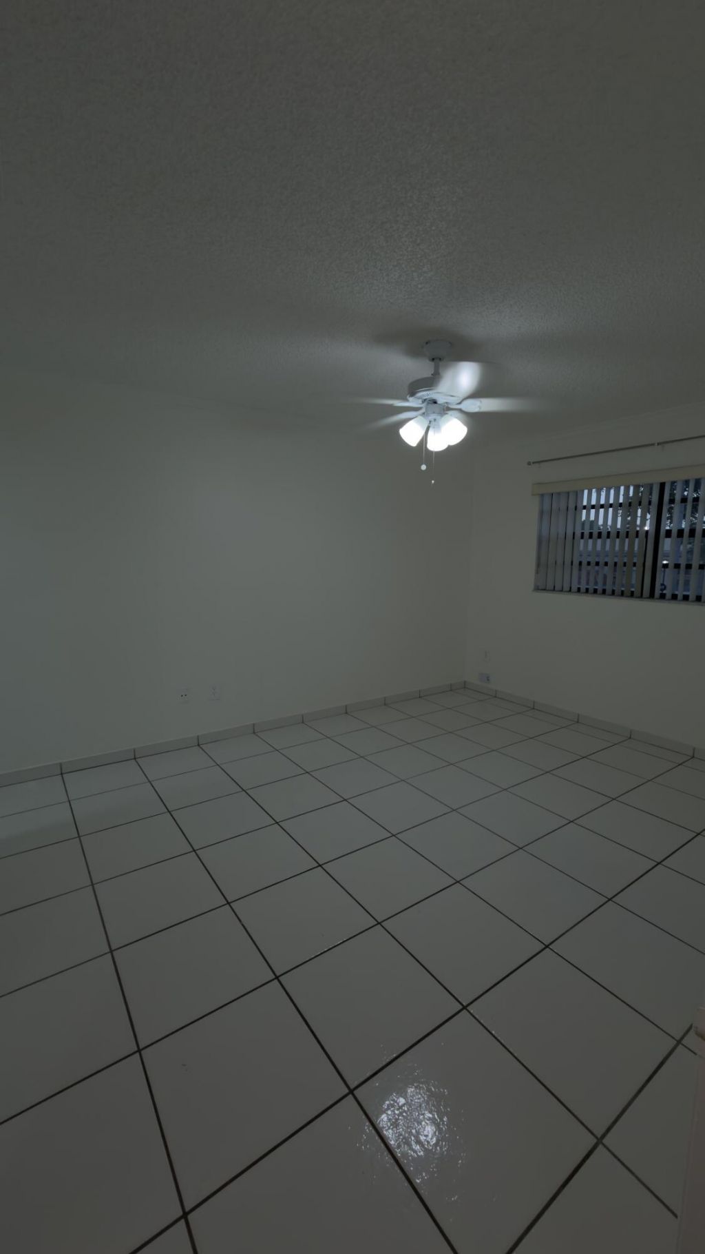 18340 Mediterranean Boulevard, Unit 2806, Hialeah, FL 33015 Photo