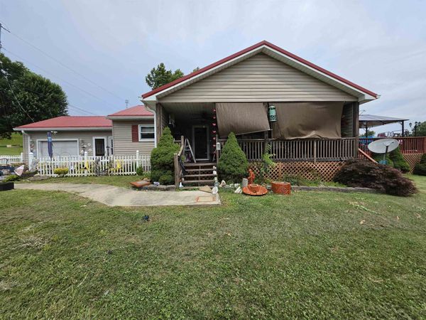 3201 Greenhills , Flatwoods, KY 41139