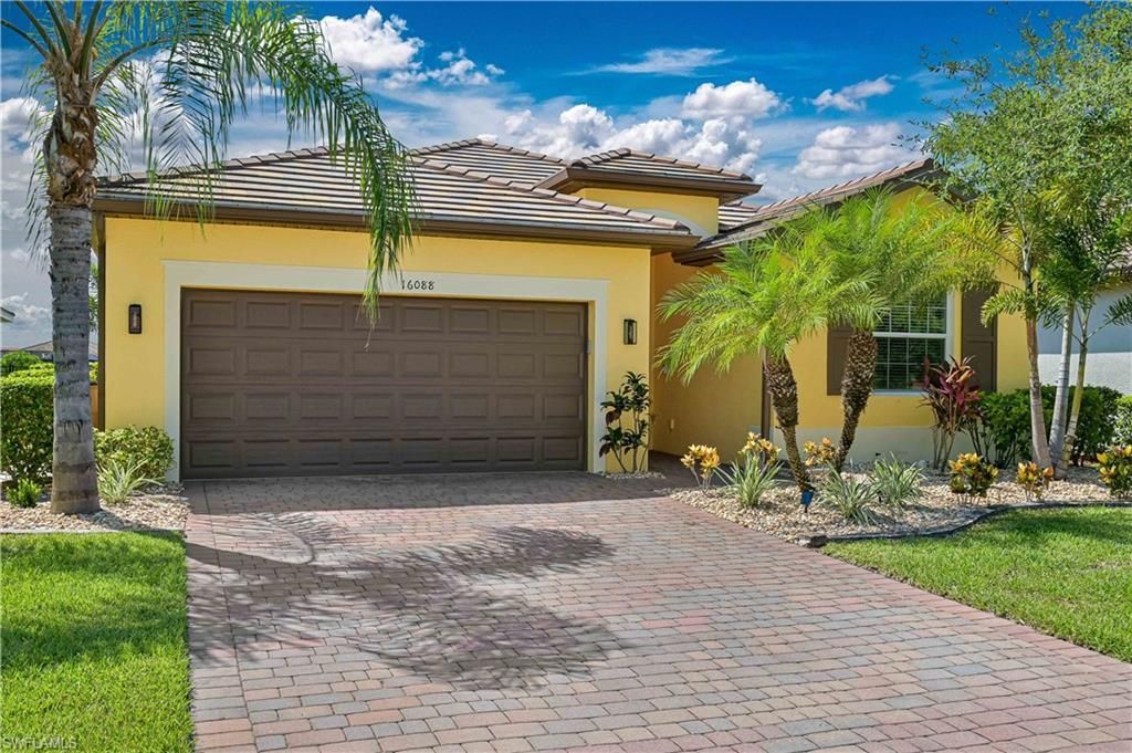 16088 Palmetto Prairie Dr, Alva, FL 33920 Photo
