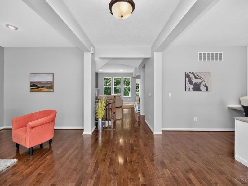 378 Eastbury Drive, Loveland, OH 45140 Photo 6