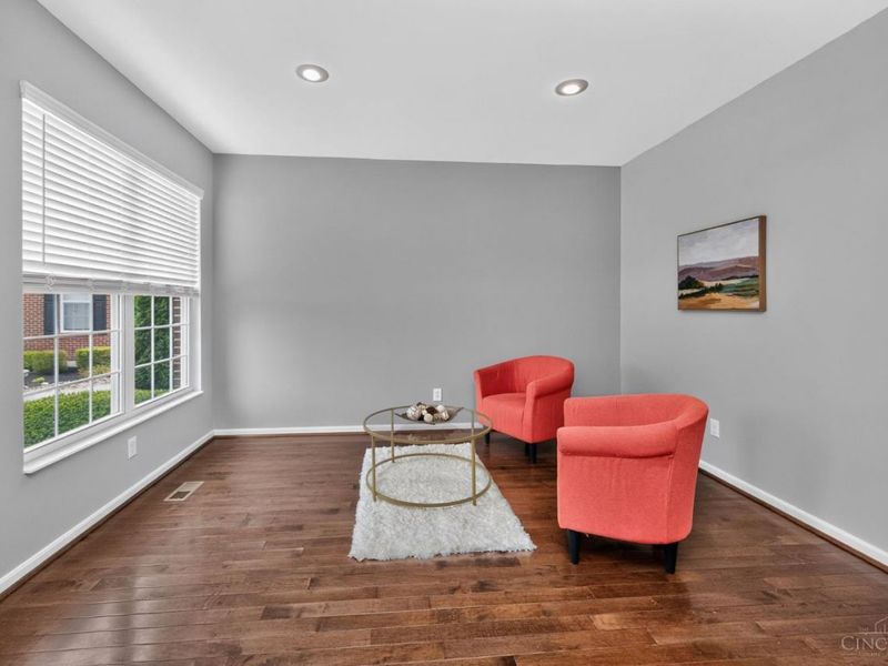 378 Eastbury Drive, Loveland, OH 45140 Photo 8