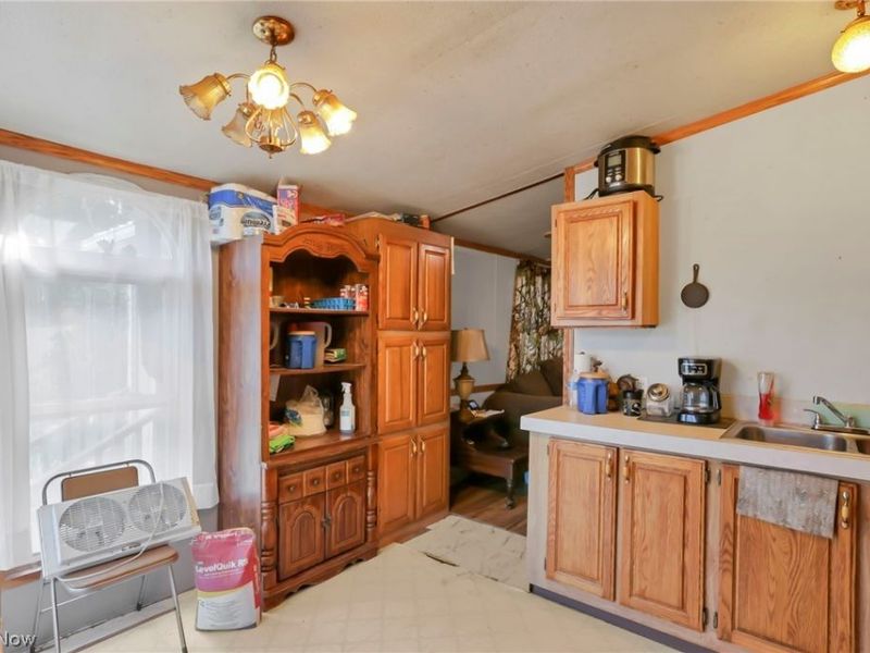 4230 Arbor Road NE, Mechanicstown, OH 44651 Photo 13
