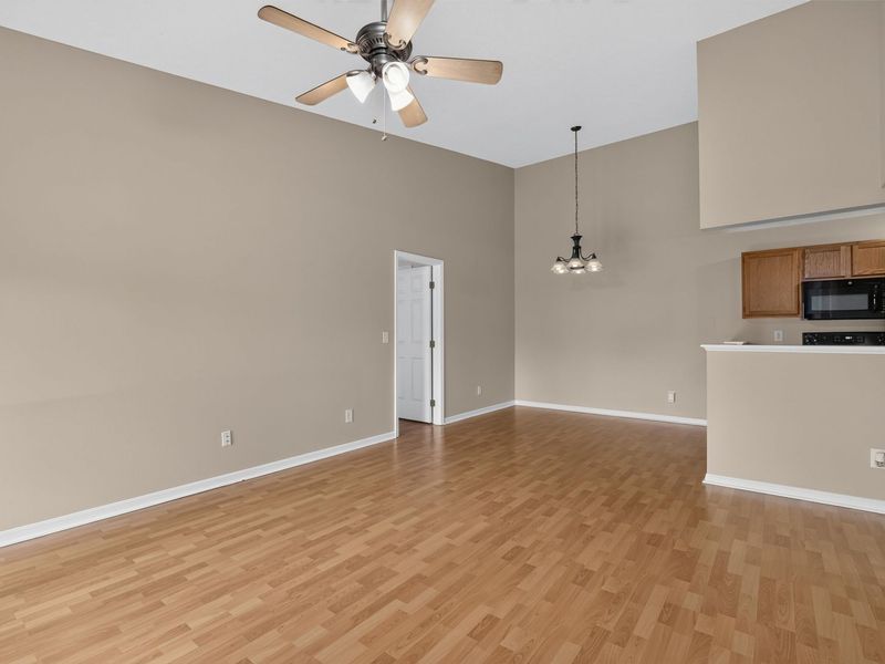 10124 Carnation Court, Unit 12, Florence, KY 41042 Photo 7
