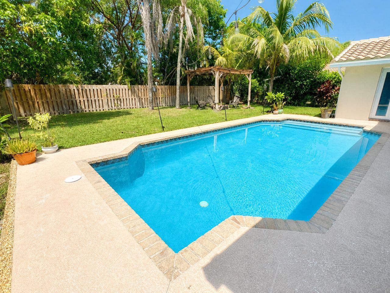 10601 NW 7th Place, Coral Springs, FL 33071 Photo