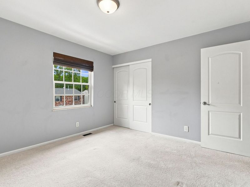 2568 Scioto View Lane, Unit G, Columbus, OH 43221 Photo 19