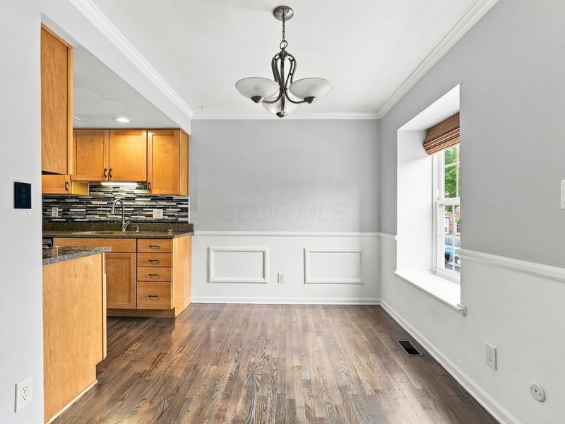 2568 Scioto View Lane, Unit G, Columbus, OH 43221 Photo 5