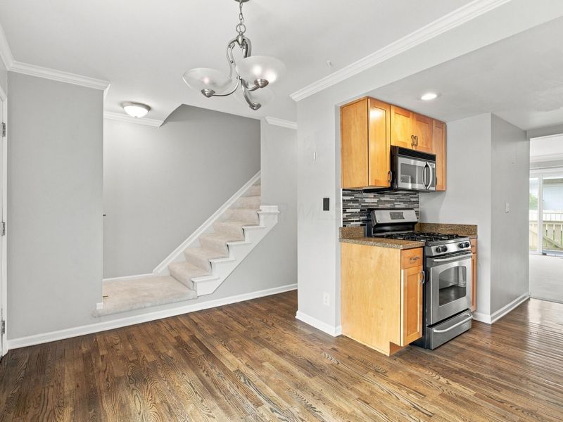 2568 Scioto View Lane, Unit G, Columbus, OH 43221 Photo 6