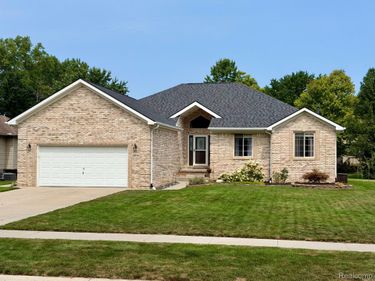 3974 Stoney Ridge Drive, Fort Gratiot Township, Mi 48059