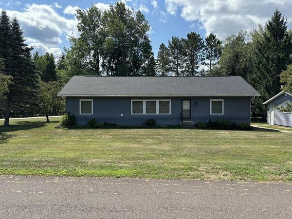 27 Superior STREET, Gile, WI 54525