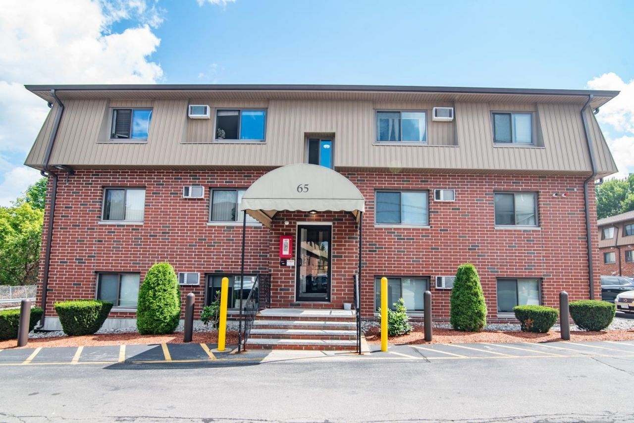 65 Log Street, Unit 1K, Manchester, NH 03102 Main Photo