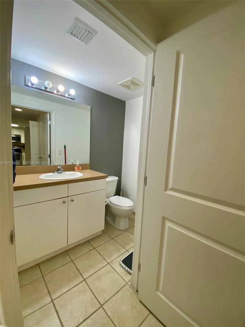 1250 S Miami Ave , Unit 1312, Miami, FL 33130 Photo