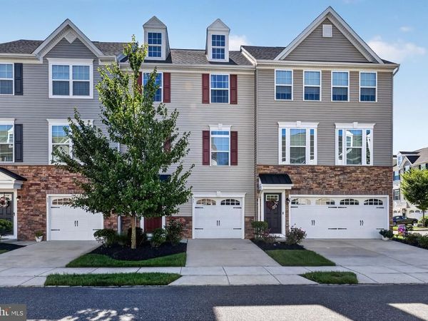 31 PEACOCK CIRCLE, SEWELL, NJ 08080