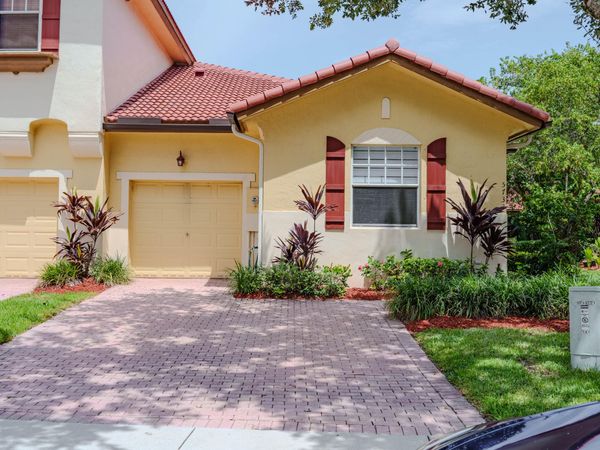5733 NW 119th Drive, Coral Springs, FL 33076
