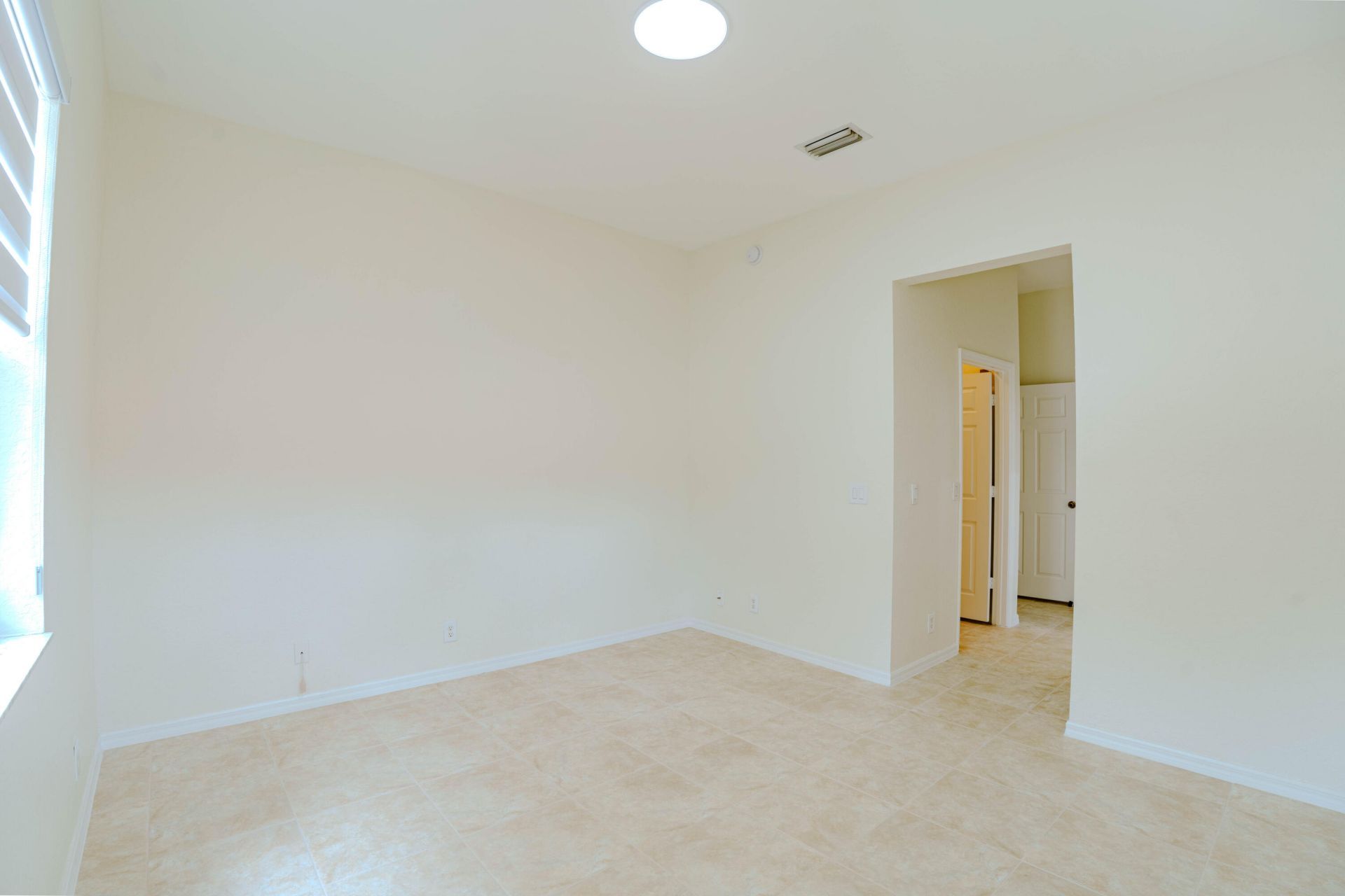 5733 NW 119th Drive, Coral Springs, FL 33076 Photo