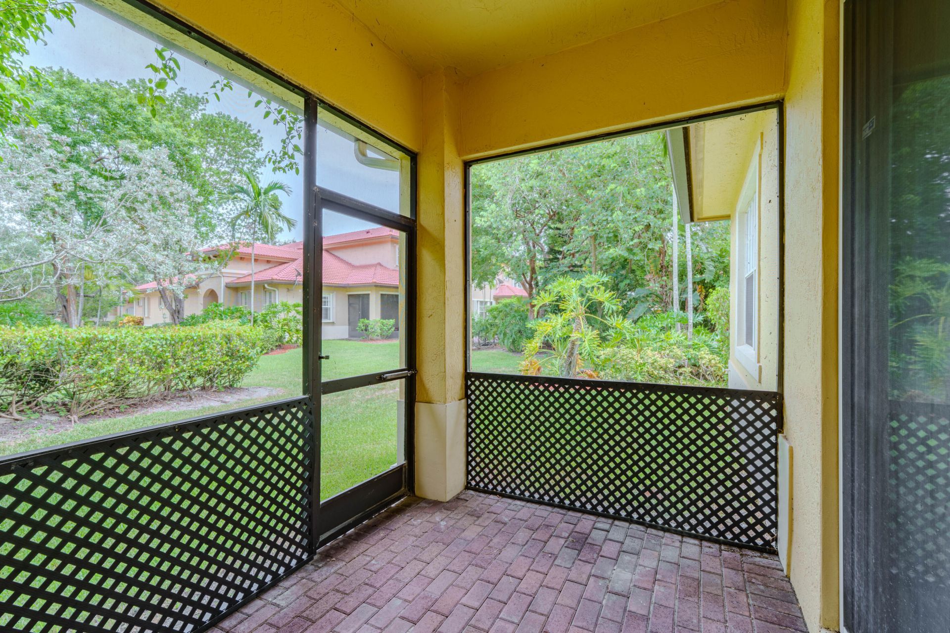 5733 NW 119th Drive, Coral Springs, FL 33076 Photo