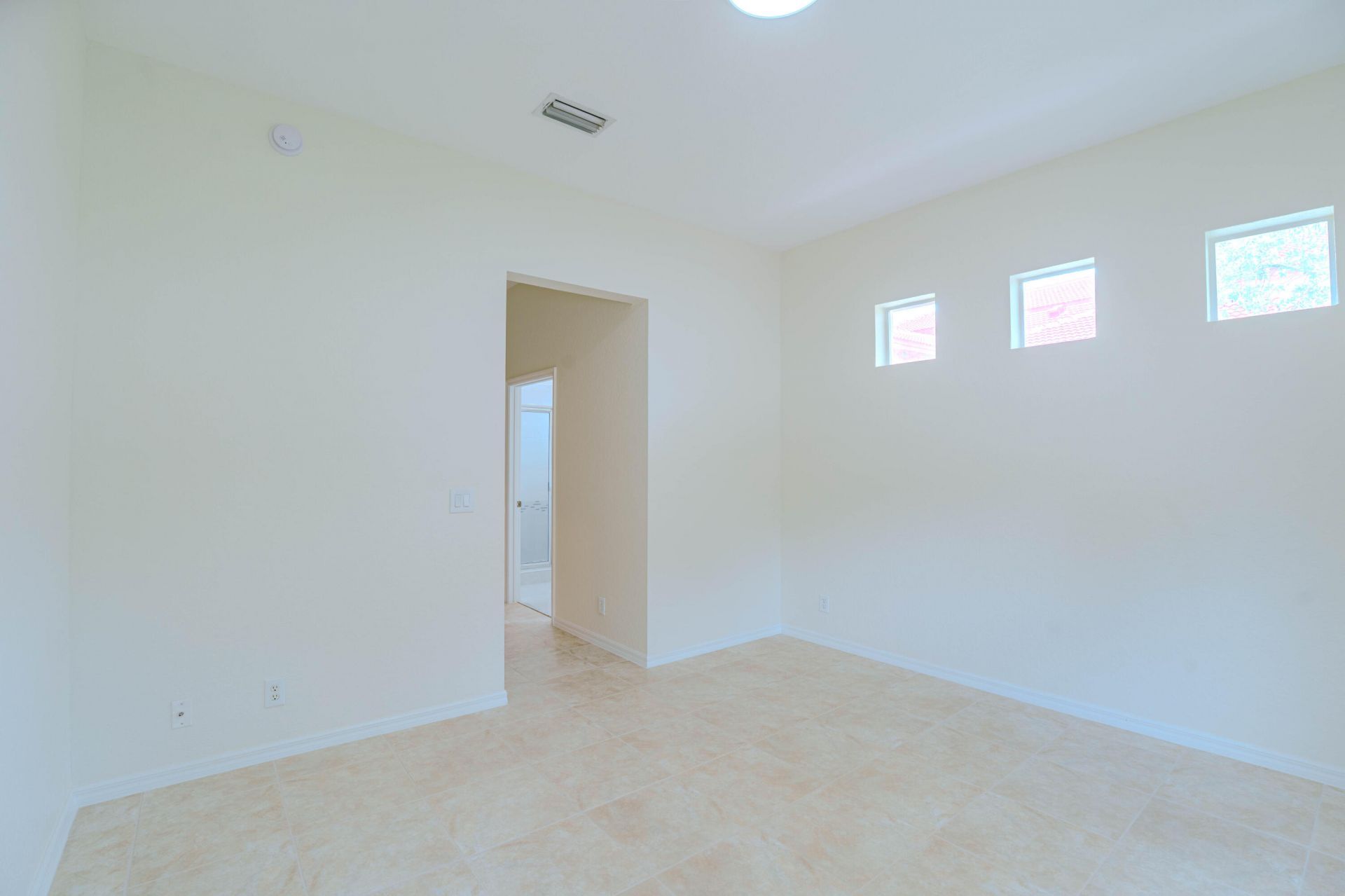 5733 NW 119th Drive, Coral Springs, FL 33076 Photo