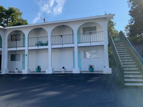 2609 E Cesar Chavez ST, Unit 205, Austin, TX 78702