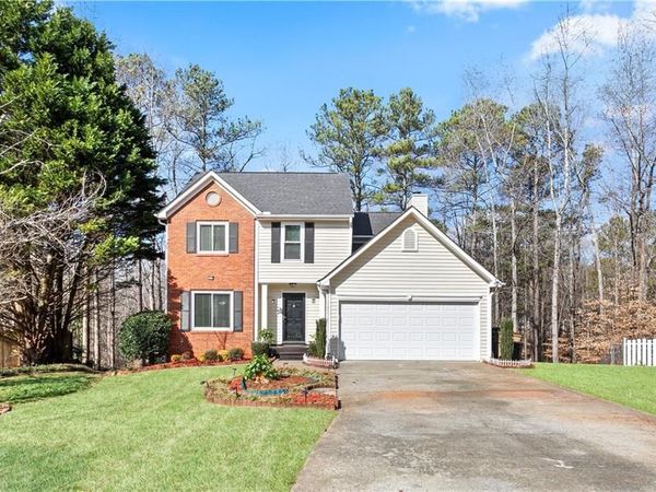 1603 Eagle Drive , Woodstock, GA 30189