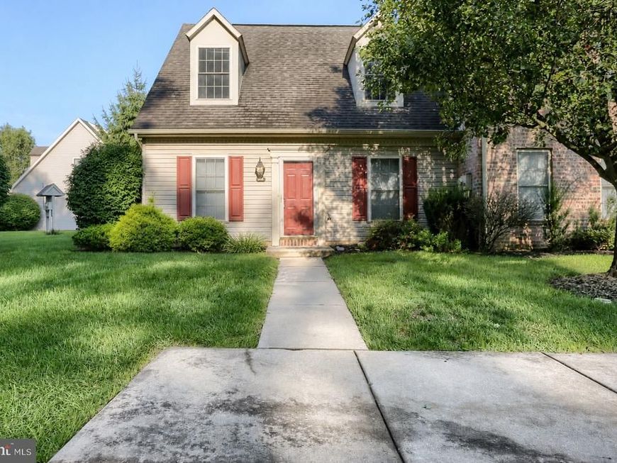 238 Stonehedge Lane, Mechanicsburg, PA 17055 Main Photo