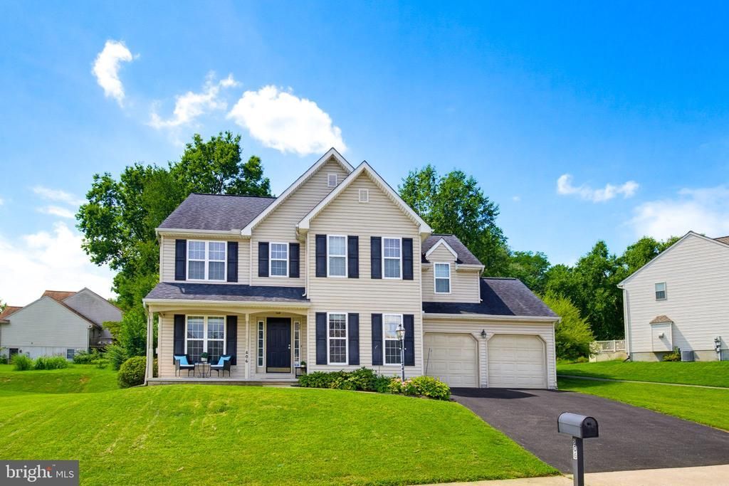 806 Sylvan Road, Lancaster, PA 17601 Main Photo