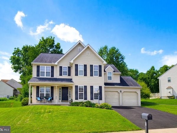 806 SYLVAN ROAD, LANCASTER, PA 17601