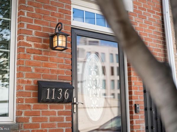 1136 LEOPARD STREET, PHILADELPHIA, PA 19123