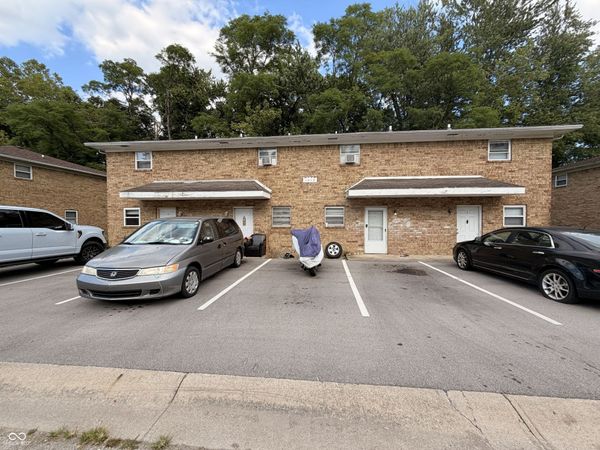 1013 Valley View Drive , Plainfield, IN 46168