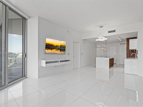 851 NE 1st Ave , Unit 1506, Miami, FL 33132