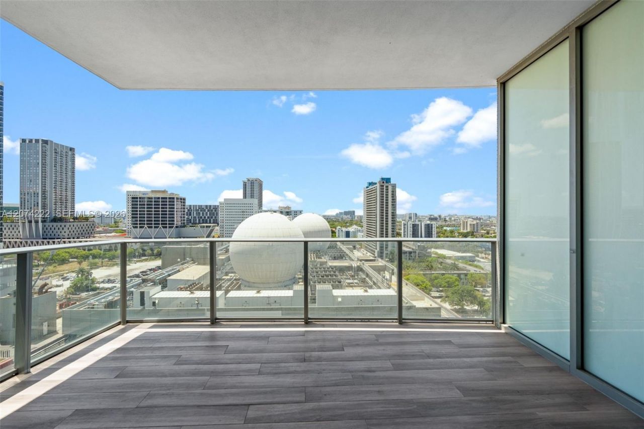 851 NE 1st Ave , Unit 1506, Miami, FL 33132 Photo