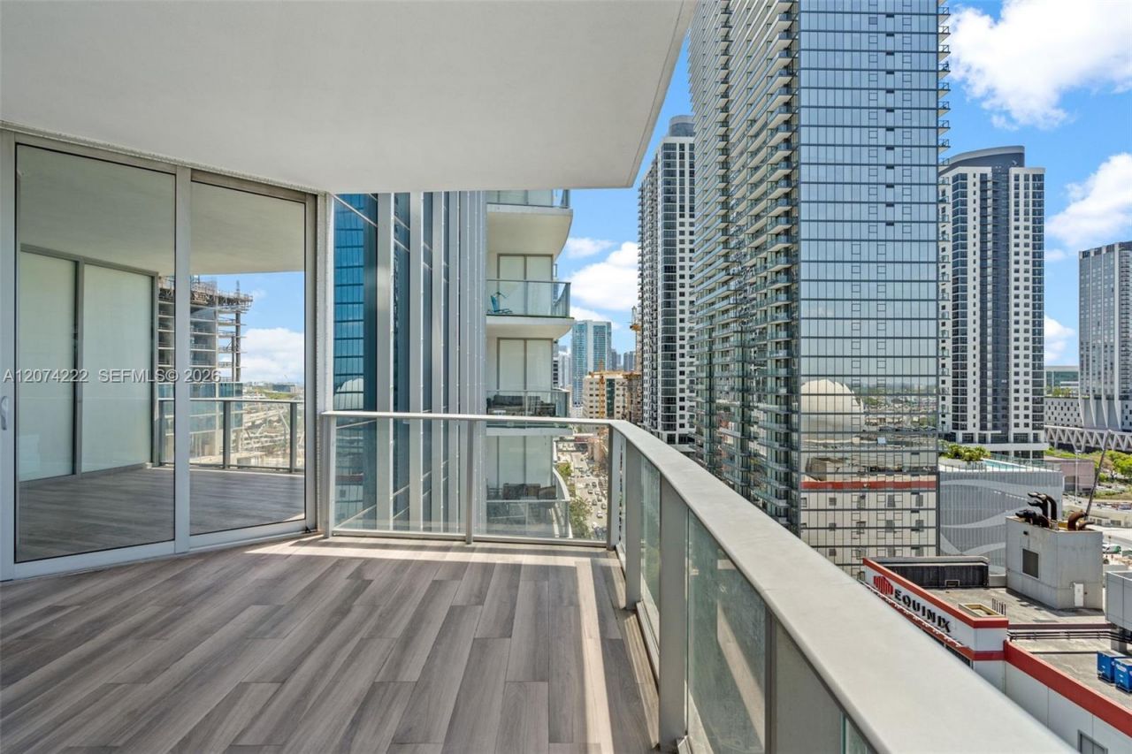 851 NE 1st Ave , Unit 1506, Miami, FL 33132 Photo