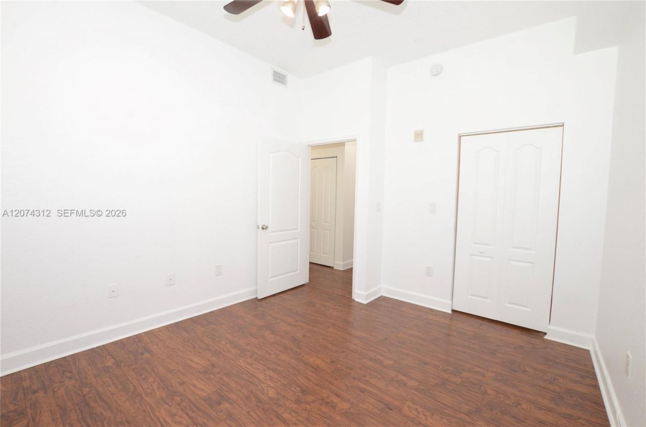 6001 SW 70th St , Unit 137, South Miami, FL 33143 Photo