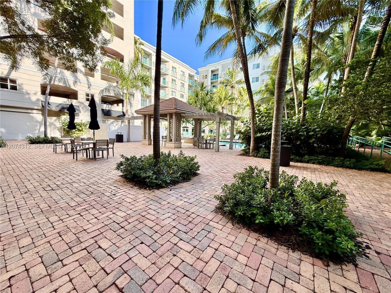 6001 SW 70th St , Unit 137, South Miami, FL 33143 Photo