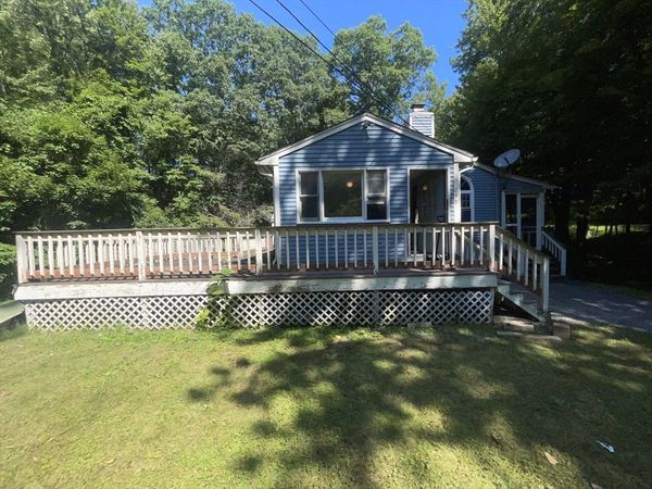 249 Granite St, Leominster, MA 01453
