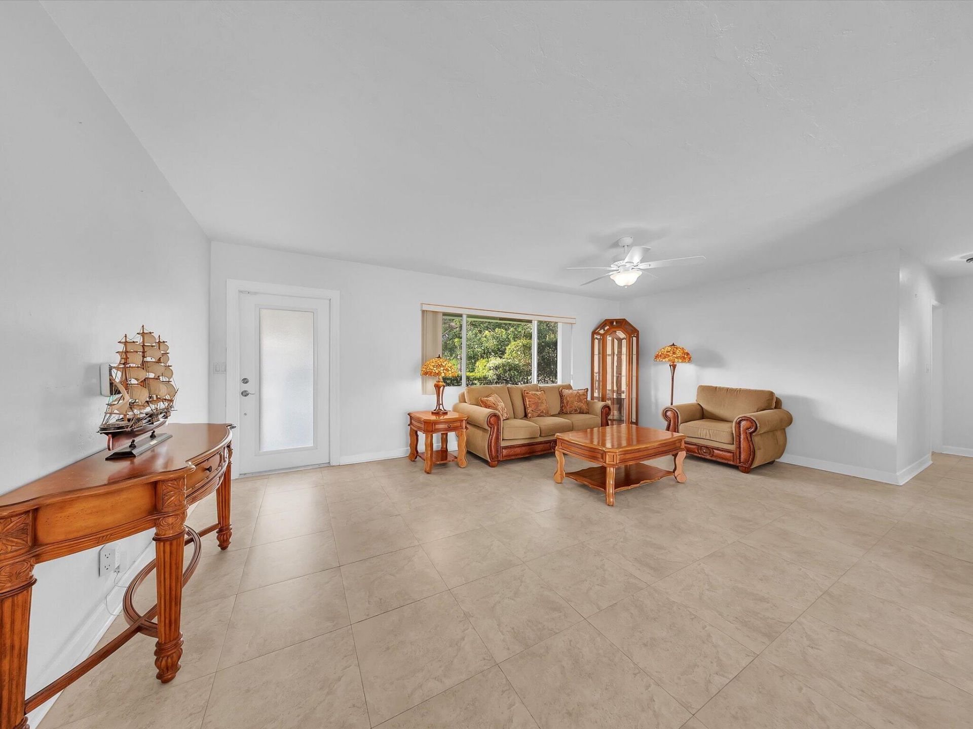 310 SE 8th Court, Pompano Beach, FL 33060 Photo
