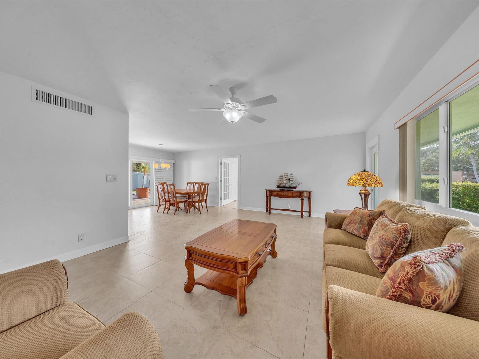 310 SE 8th Court, Pompano Beach, FL 33060 Photo