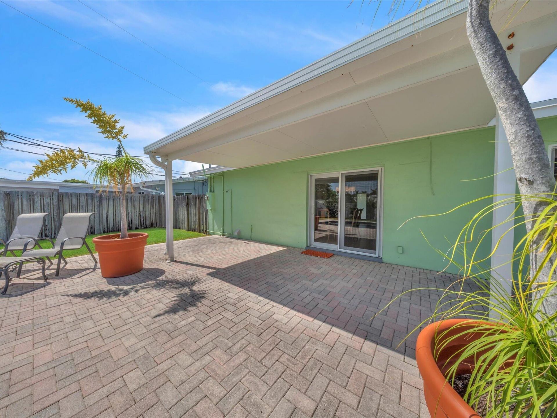 310 SE 8th Court, Pompano Beach, FL 33060 Photo