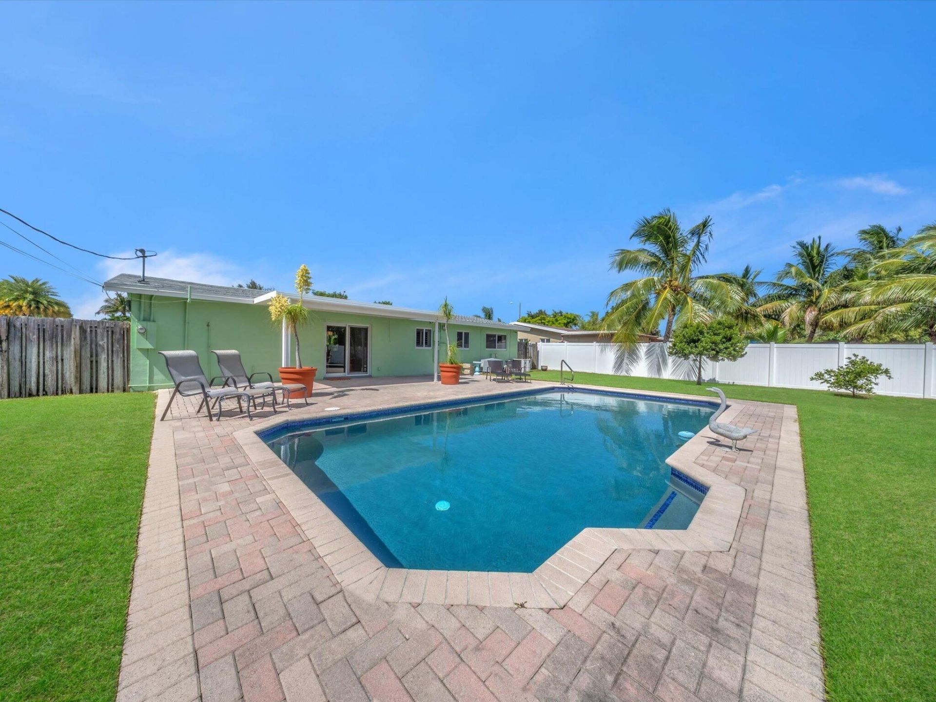 310 SE 8th Court, Pompano Beach, FL 33060 Photo