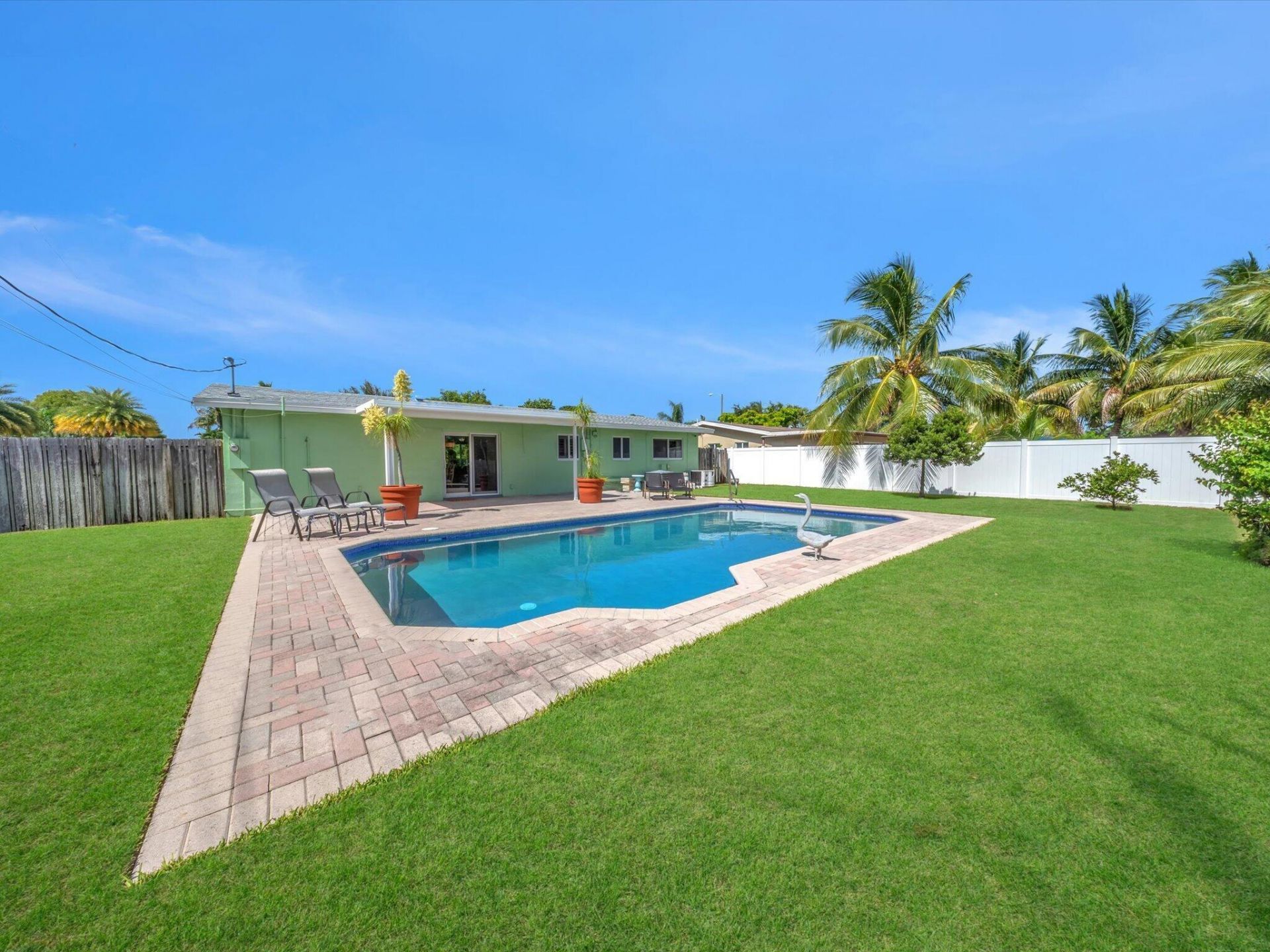 310 SE 8th Court, Pompano Beach, FL 33060 Photo