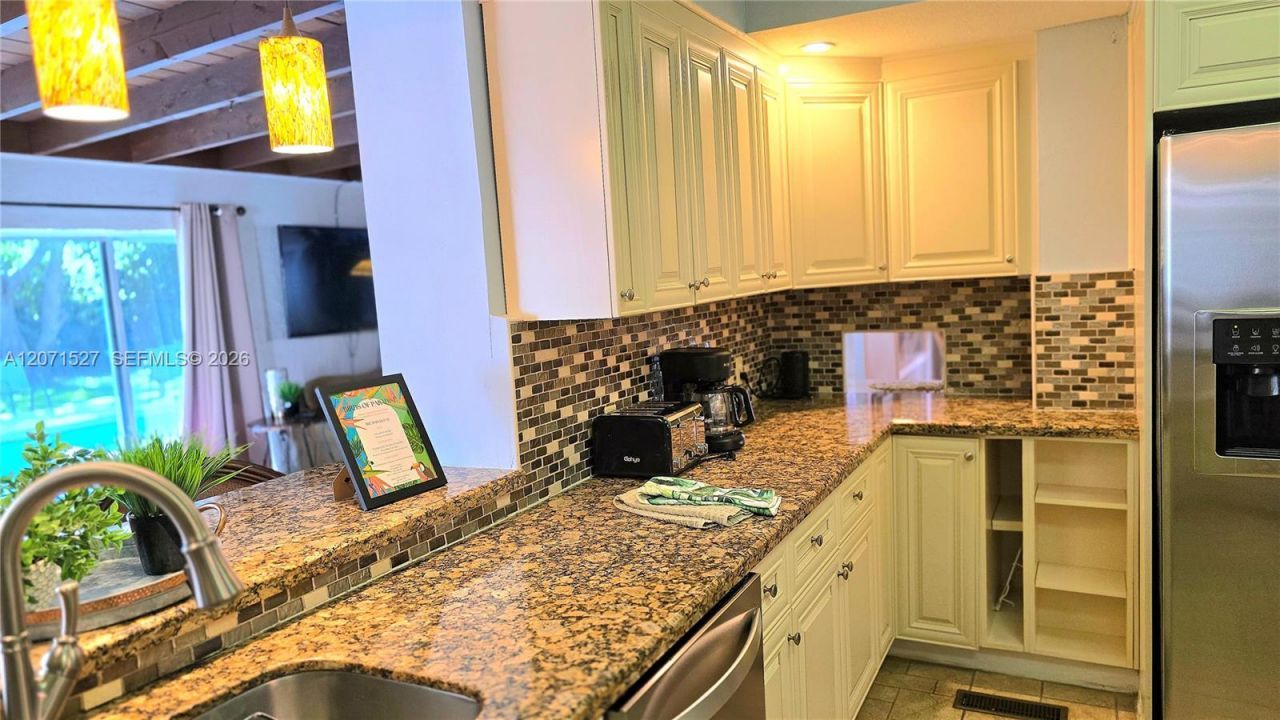 219 S 17th Ave S , Lake Worth, FL 33460 Photo