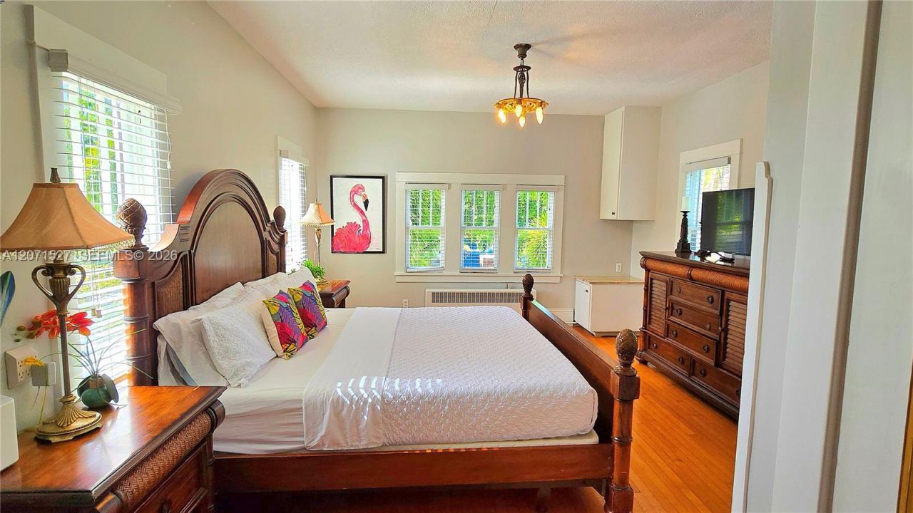 219 S 17th Ave S , Lake Worth, FL 33460 Photo