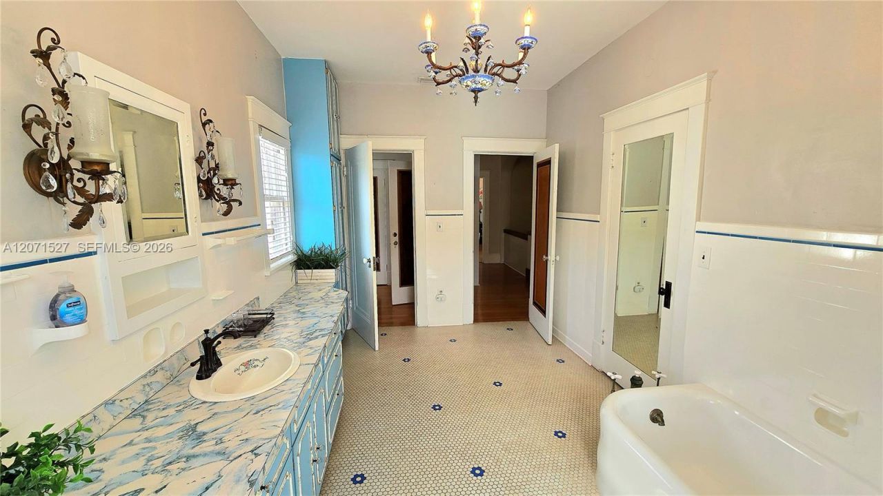 219 S 17th Ave S , Lake Worth, FL 33460 Photo