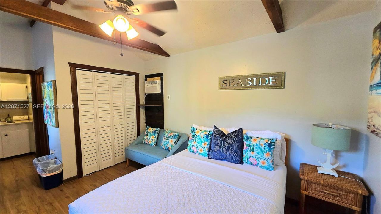 219 S 17th Ave S , Lake Worth, FL 33460 Photo
