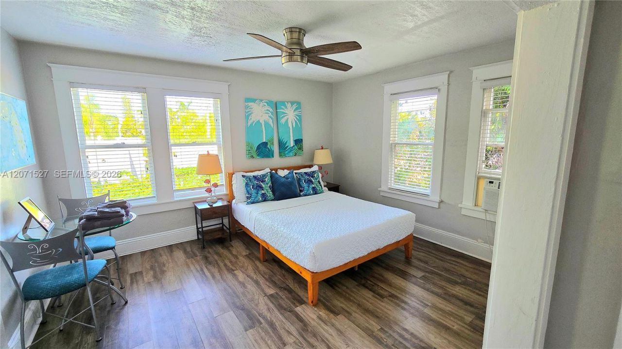 219 S 17th Ave S , Lake Worth, FL 33460 Photo