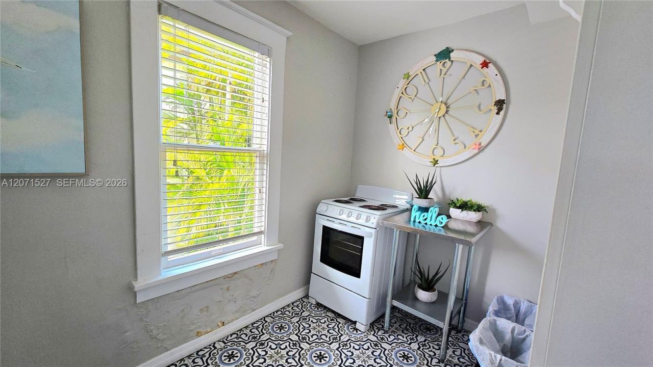 219 S 17th Ave S , Lake Worth, FL 33460 Photo