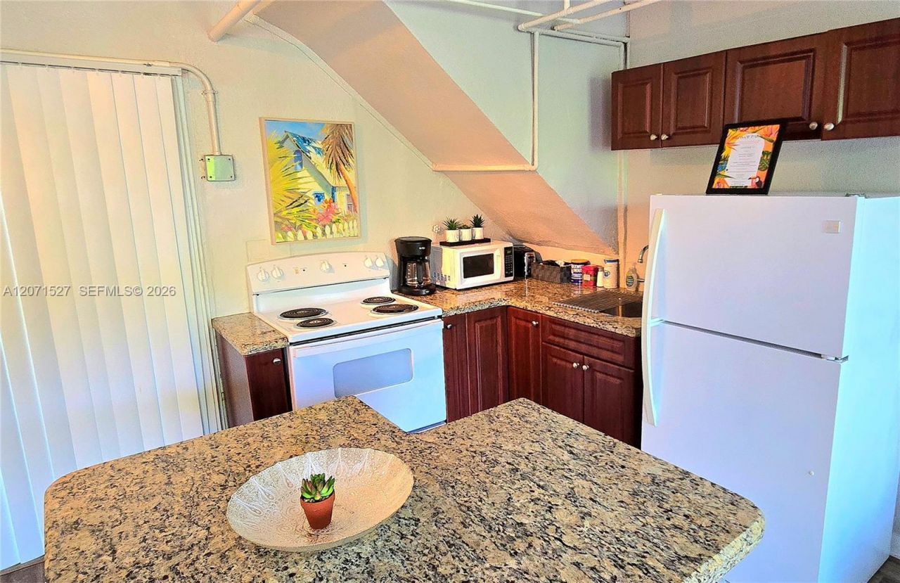 219 S 17th Ave S , Lake Worth, FL 33460 Photo