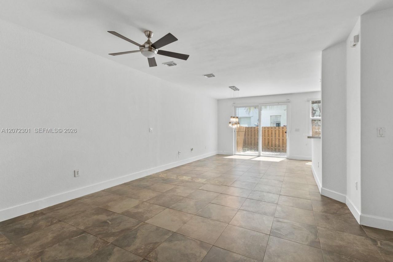 7809 NW 114th Path , Doral, FL 33178 Photo